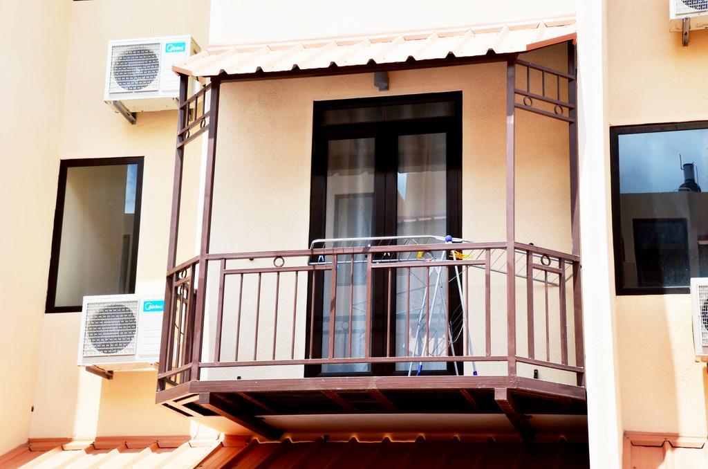 West Sand Holidays Licensed By The Tourism Authority 09926 Flic en Flac Exterior photo